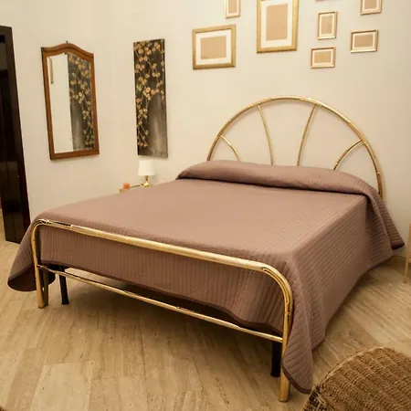 Terradamarebari Bed & Breakfast Bari